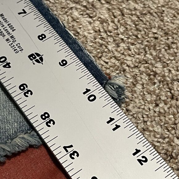 True Religion Bobby Super T Denim Shorts Cut Off Raw Hem Women’s Size 12 - NWT - Picture 11 of 12